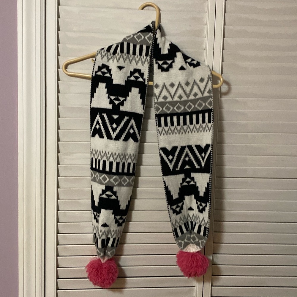 Joe Boxer Scarf